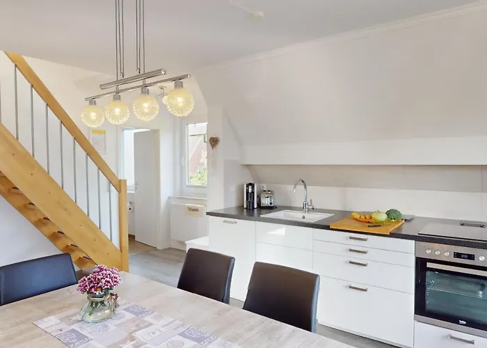 Klarsinni 4 Duene 아파트 그로미츠